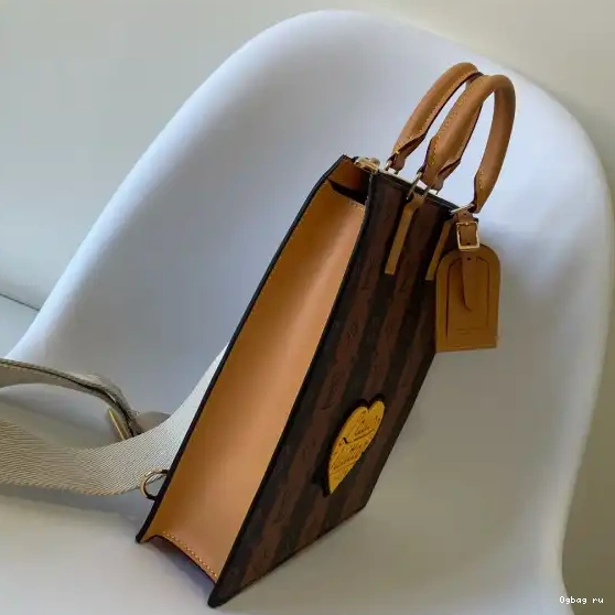 PLAT VUITTON CROSS LOUIS SAC 0604